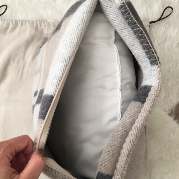 Hermes Avalon PM pillows - Picture 4 of 8